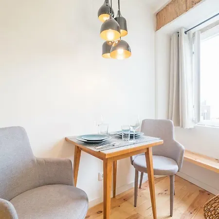 Downtown Comfy Apartment Lisbon